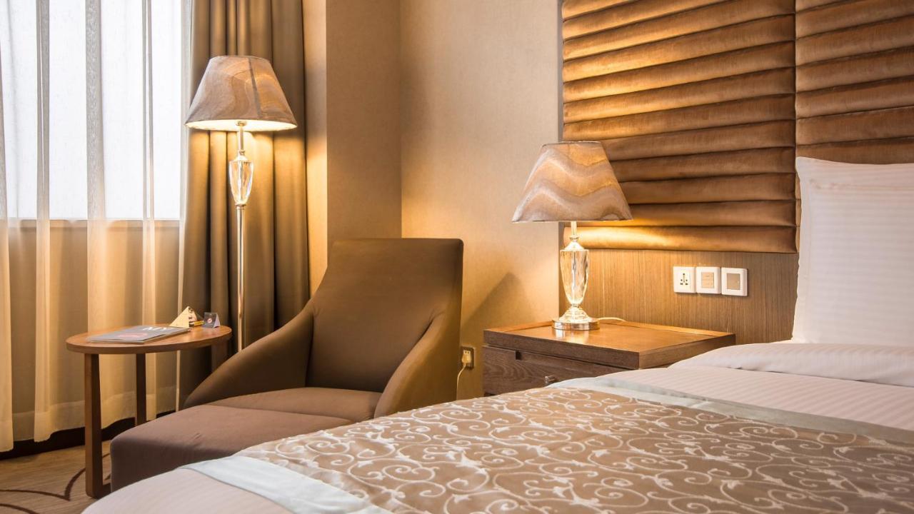 Fleuve Congo Hotel By Blazon Hotels キンシャサ エクステリア 写真