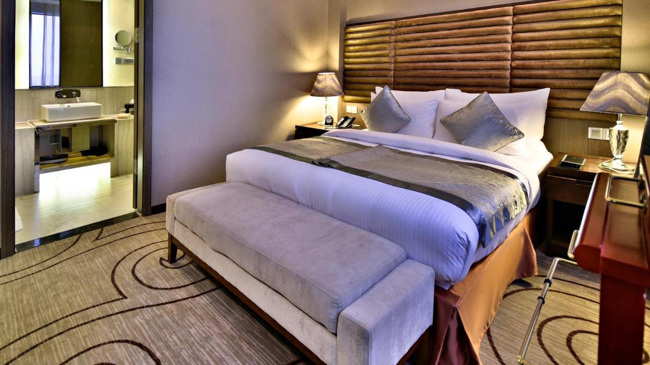 Fleuve Congo Hotel By Blazon Hotels キンシャサ エクステリア 写真