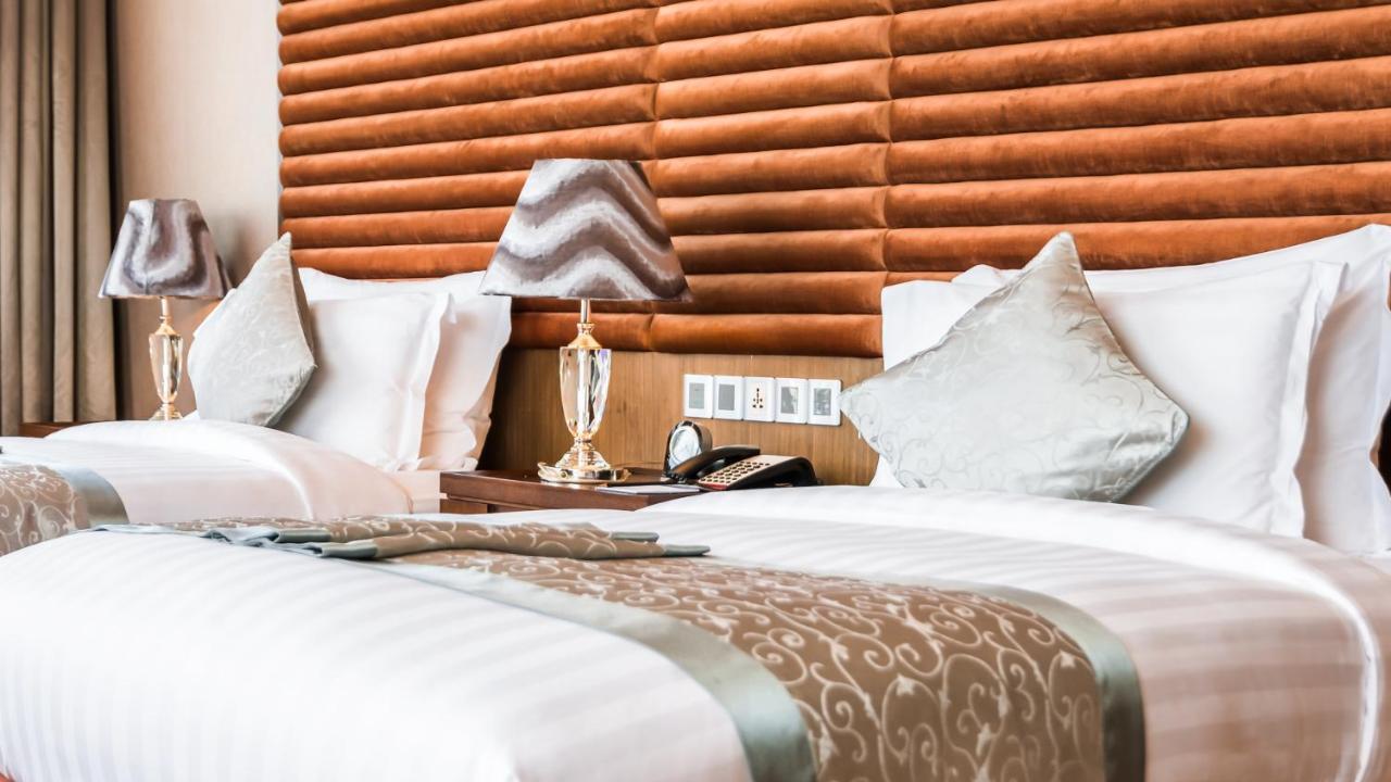 Fleuve Congo Hotel By Blazon Hotels キンシャサ エクステリア 写真