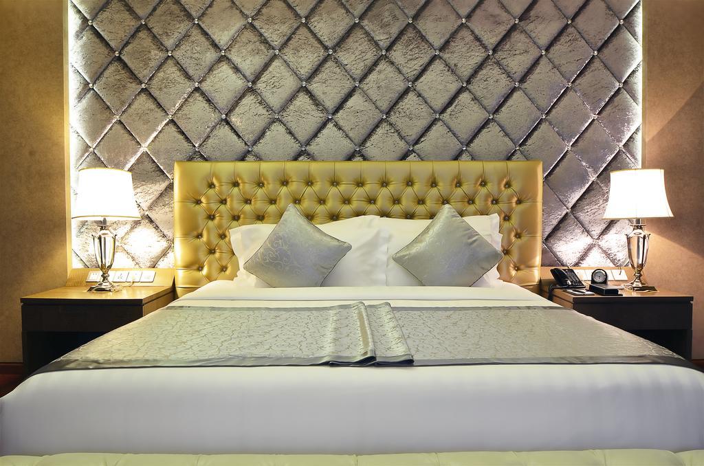 Fleuve Congo Hotel By Blazon Hotels キンシャサ エクステリア 写真